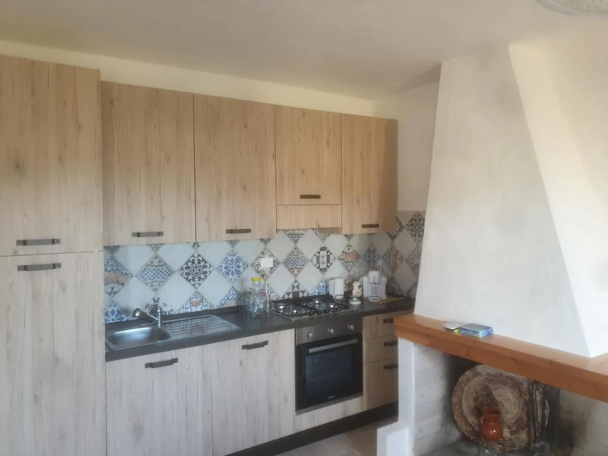 Holiday home Le Farfalle Appartamento In Villa Trifamiliare Porto Istana Italy